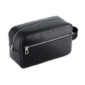 Front - Quadra Tailored Luxe PU Wash Bag